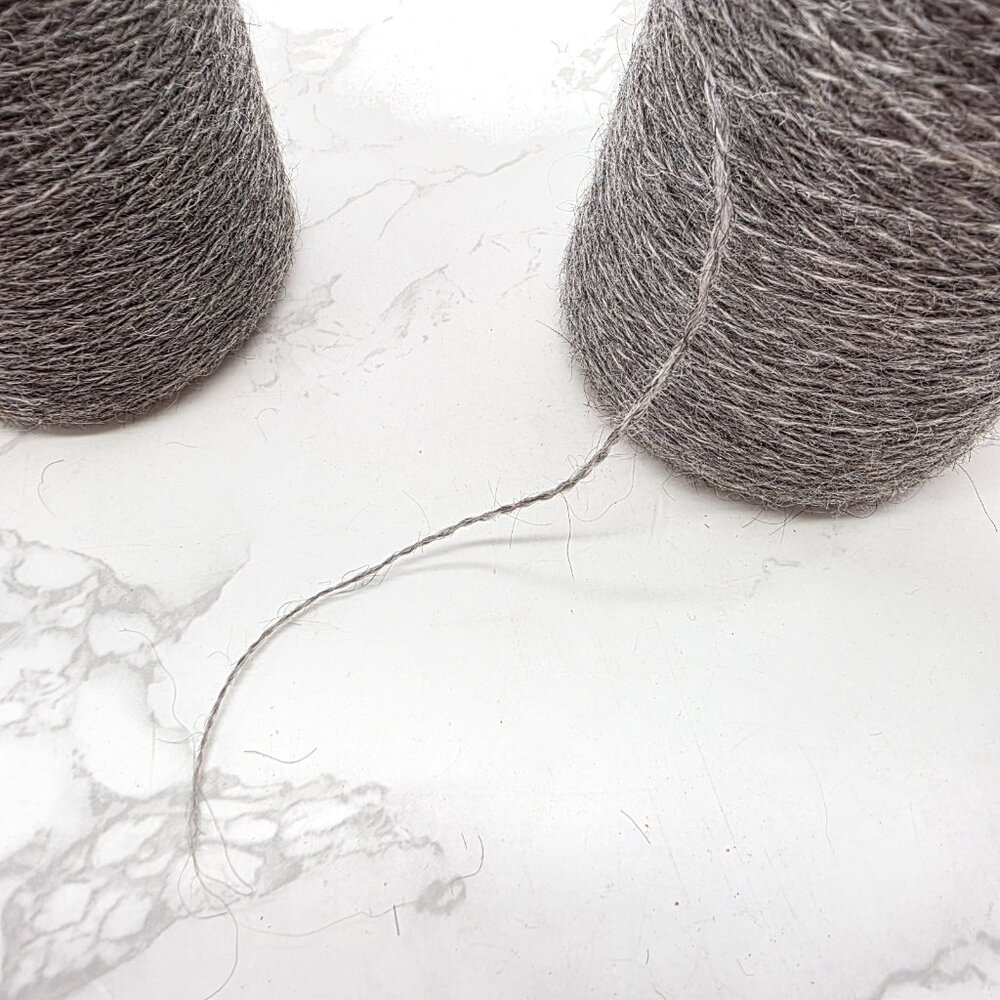 Vintage Mohair Wool Yarn Thread Cone Spool BROWN and skein Euroflax LINEN Thread - Picture 8 of 16